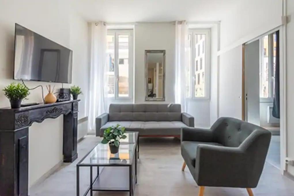 T2 Appartement Lumineux A La Joliette Marseille Exterior photo