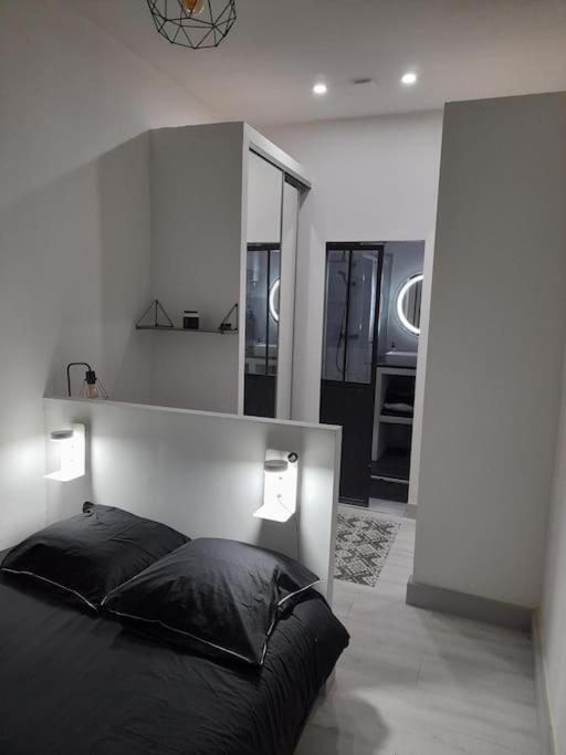 T2 Appartement Lumineux A La Joliette Marseille Exterior photo